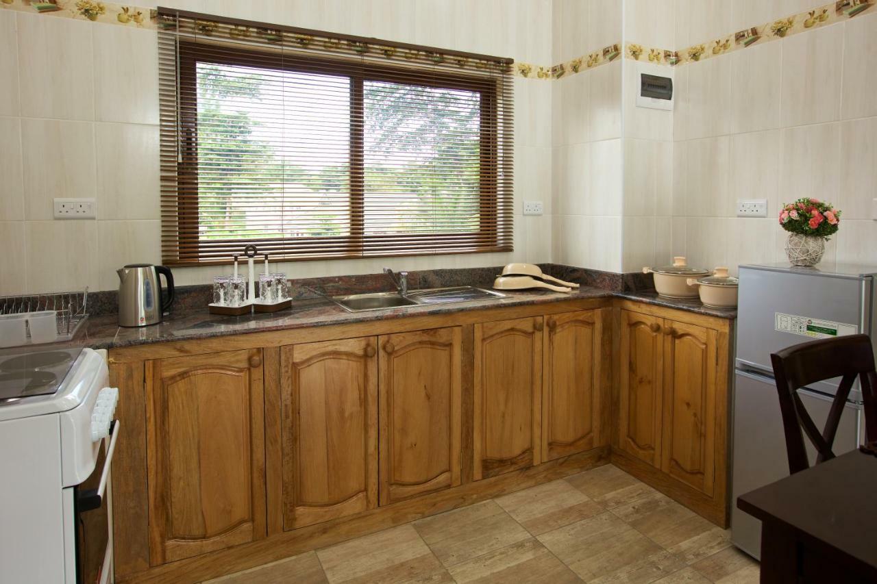 Stone Self Catering Apartment Grand Anse  Bagian luar foto